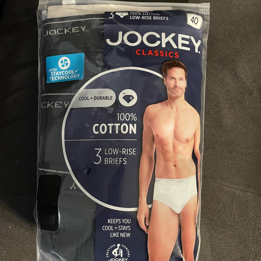 3 Jockey Men’s low rise briefs size 40 black New